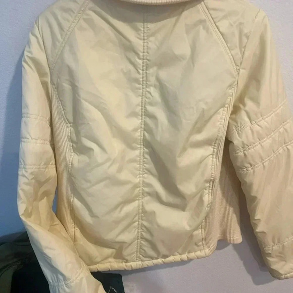 Guess Jeans yellow fleece jacket size Large - Picture 4 of 5